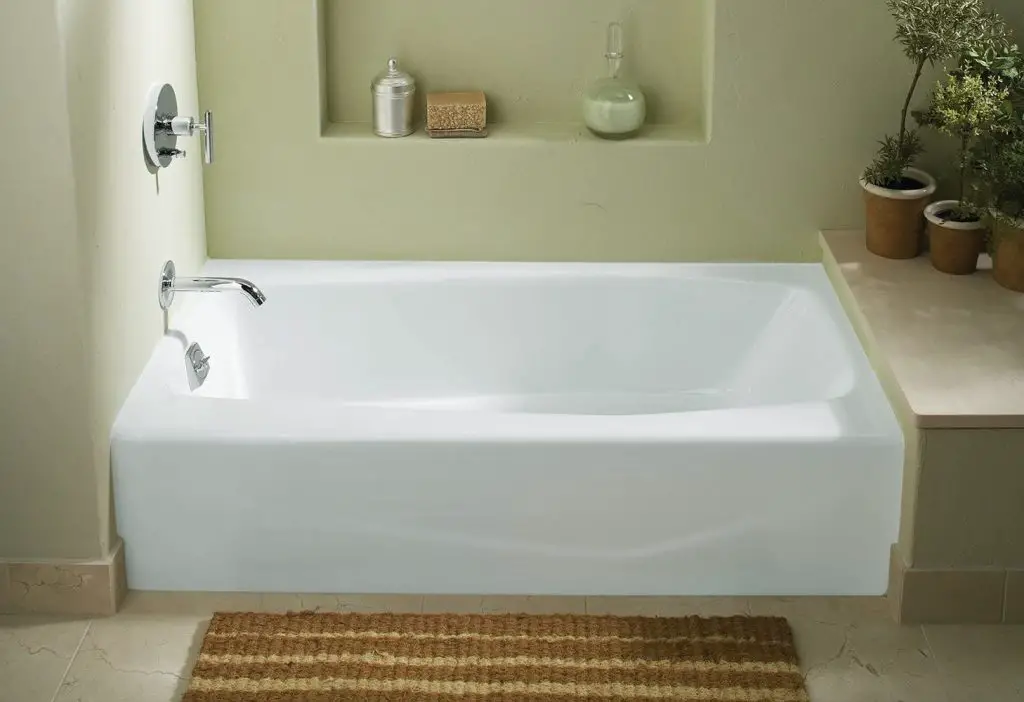  KOHLER 715-0 Villager Alcove Bathtub for adults